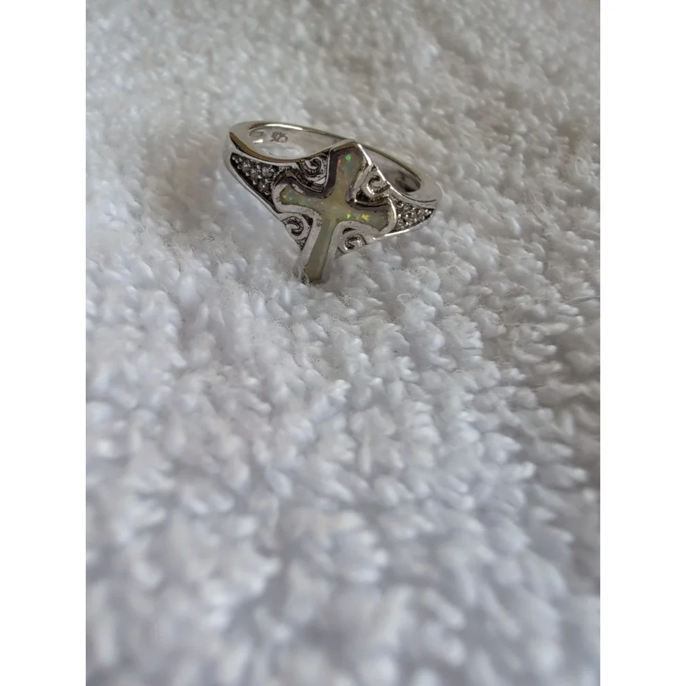 White‎ Lab Opal Oxidized Swirl Cross Ring 925 Sterling Silver Band Size 7